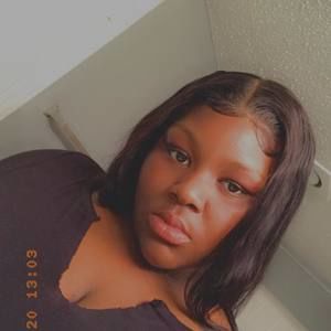 Meet your Posher, Nae